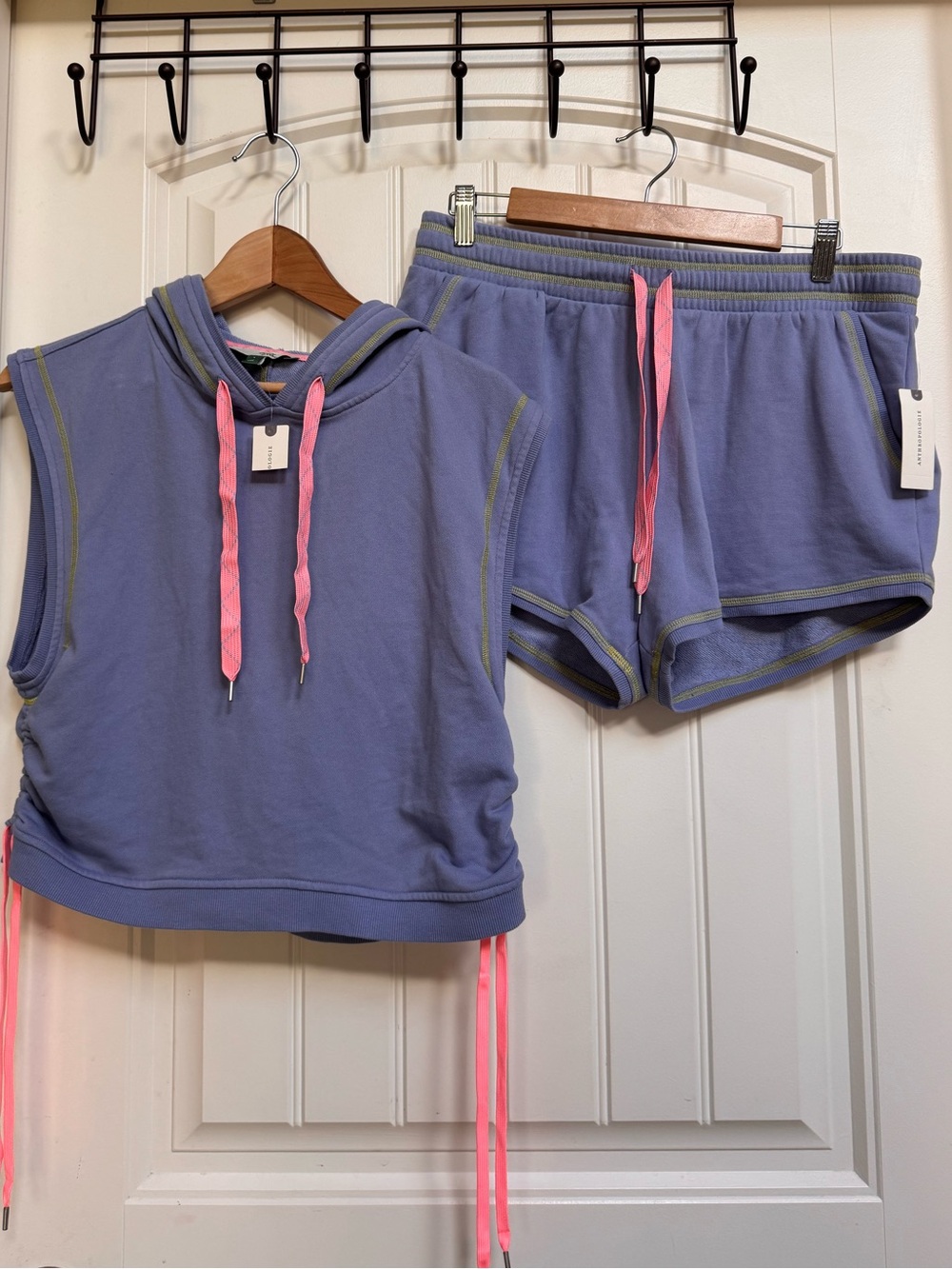 NWT Daily Practice Adventure Top and Shorts Set in Blue. Size S (top)/M (short)
